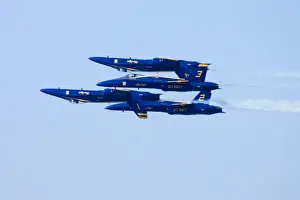 Images Dated 7th October 2006: Blue Angels flyby during 2006 Fleet Week performance in San Francisco