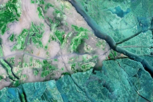 Images Dated 4th September 2024: Blue green rock design