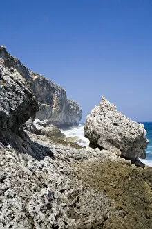 Images Dated 29th March 2006: The Bluff southside, Cayman Brac, Cayman Islands, Caribbean