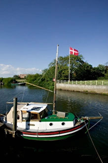 Images Dated 15th August 2004: Boat tied up at wharf on Ribe River, Ribe, Jutland, Denmark