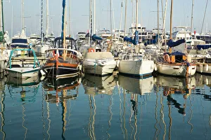 Images Dated 30th October 2006: Boats and reflections in the marina area of Beaulieu sur Mer. on the coastline in