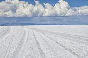 Bolivia, Uyuni, Salar de Uyuni. The salt flats extend for miles