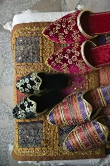 Images Dated 18th May 2007: Bosnia-Hercegovina - Mostar. Old Town Mostar Market- Souvenir Ottoman Era Slippers