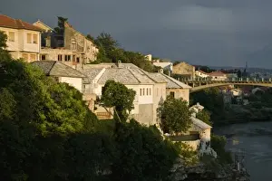 Images Dated 18th May 2007: Bosnia-Hercegovina - Mostar. Old Town Mostar / Ottoman Era Buildings / Sunset