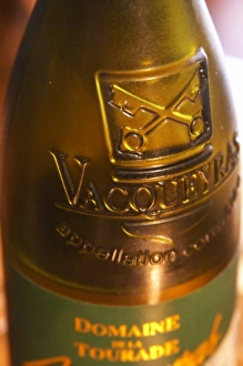 Images Dated 15th October 2005: A bottle of Vacqueyras, detail of the glass moulding. Domaine la Tourade, Andre Andre Richard