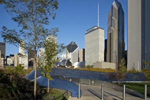 BP Bridge in Millennium Park in Chicago, early morning in autumn, with skyline
