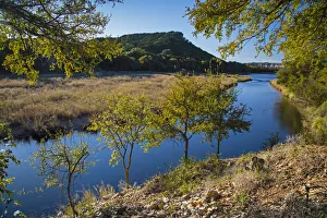 Images Dated 27th October 2017: Brazos River below Possum Kingdom Lake from Highway 16