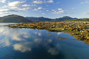 Central Otago Prints: Bremner Bay, Lake Wanaka, Otago, South Island, New Zealand