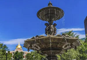 Images Dated 6th July 2021: Brewer Fountain, Boston Common, State House, Boston, Massachusetts