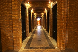 Images Dated 25th August 2005: the brick bottle aging cellar with atmoshperic lighting Bodega Familia Schroeder Winery