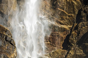 Images Dated 3rd March 2012: Detail of Bridalveil Fall, Yosemite Valley, Yosemite National Park, California