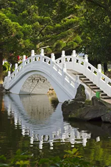 Images Dated 1st January 2016: Bridge in Liberty Square (also Freedom Square) garden, Taipei, Taiwan