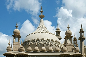 England Prints: Brighton, England, United Kingdom. Royal Pavillion and Gardens
