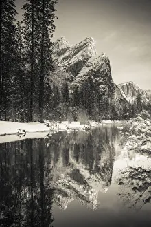 Images Dated 24th January 2017: The Three Brothers above the Merced River in winter, Yosemite National Park, California