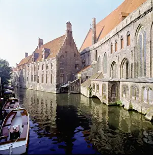 Bruges canal scene- Hospital St Jean (Memling Museum) BELGIUM