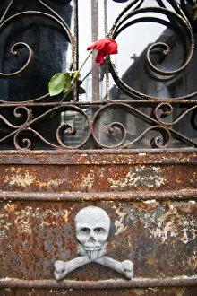 Images Dated 15th May 2007: Buenos Aires, Argentina. The graveyard in Ricoleta where Eva (Evita) Peron is buried