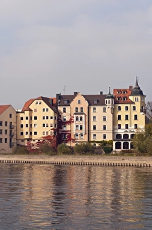 Images Dated 14th October 2010: BUildings on the Danube River Regensburg, Germany