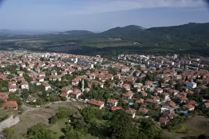 Images Dated 9th September 2009: Bulgaria, Belogradshick. Overview of the red roofed town of Belogradshick located