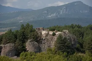 Images Dated 9th September 2009: Bulgaria, Belogradshick. The Rocks of Belogradshick & Belogradshick Fortress