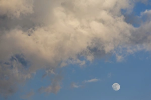 Images Dated 11th June 2014: Bulgaria, Central Mountains, Koprivshtitsa, evening moon rise