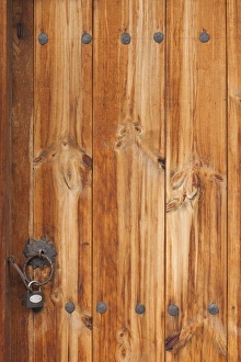 Images Dated 11th June 2014: Bulgaria, Central Mountains, Koprivshtitsa, door detail