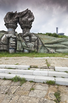Images Dated 7th June 2014: Bulgaria, Central Mountains, Shipka