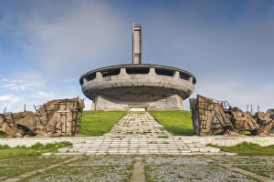 Images Dated 9th June 2014: Bulgaria, Central Mountains, Shipka