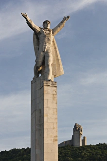 Images Dated 6th June 2014: Bulgaria, Central Mountains, Shumen, Partisans Monument