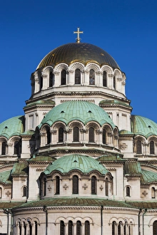 Images Dated 28th May 2014: Bulgaria, Sofia, Ploshtad Alexander Nevski Square, Aleksander Nevski Church, morning