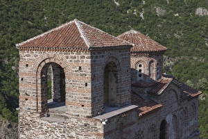 Images Dated 1st June 2014: Bulgaria, Southern Mountains, Asenovgrad, Asenovgrad Fortress, exterior