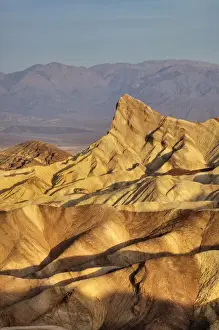 Images Dated 15th April 2011: CA, Death Valley NP, Amargosa Range at Zabriskie Point with Manly Beacon and Panamint