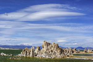 Images Dated 17th April 2011: CA, Mono Lake Tufa State Reserve, South Tufa Area