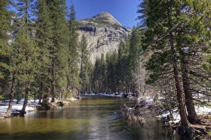 Images Dated 31st March 2011: CA, Yosemite NP, Royal Arches