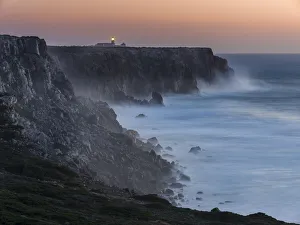 Images Dated 27th March 2016: Cabo de Sao Vincente (Cape St. Vincent) with its lighthouse at the rocky coast of