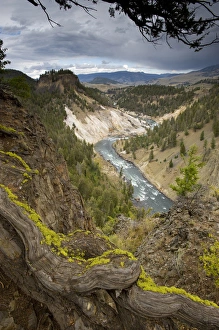 Images Dated 9th September 2010: Calcite Springs Trail and Yellowstone River, Yellowstone National Park, Wyoming