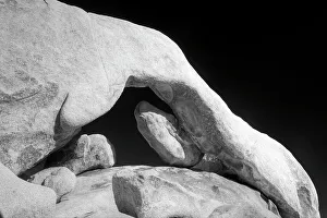Joshua Tree Prints: California, Joshua Tree National Park. Arch Rock, white tank granite rock formation