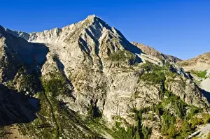 Images Dated 27th August 2008: California. Mountain valley Yosemite National Park, California