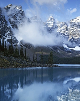 Canada, Alberta, Banff National Park, Lake Moraine, Valley of Ten Peaks