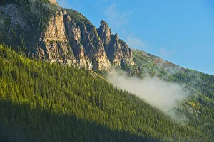 Images Dated 23rd March 2020: Canada, Alberta, Banff National Park. Sunrise landscape with Mt. Temple