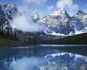Canada, Alberta, Banff National Park, Lake Moraine, Valley of Ten Peaks