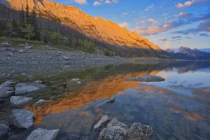 Images Dated 19th March 2019: Canada, Alberta, Jasper National Park. Sunset on Medicine Lake