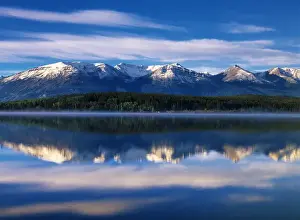 Canada, Alberta, View of Pyramid Lake in Jasper National Park