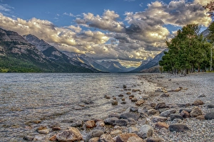Images Dated 20th June 2024: Canada, Alberta, Waterton Lakes National Park
