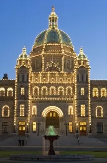 Canada, BC, Victoria, BC Legislature Building at Dusk