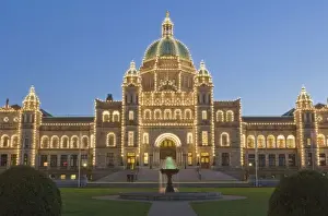 Canada, BC, Victoria, BC Legislature Building at Dusk