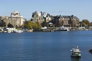 Images Dated 25th October 2007: Canada, BC, Victoria, Inner Harbour