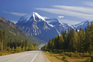 Images Dated 22nd September 2009: Canada, British Columbia, Mount Robson Provincial Park
