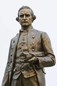 Images Dated 22nd August 2008: Canada, British Columbia, Victoria, Inner Harbour, Statue of Captain James Cook