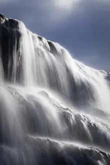 Images Dated 20th September 2009: Canada, British Columbia, Wells Gray Provincial Park. Sunlight on Dawson Falls. Credit as