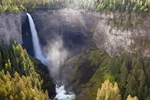 Canada, British Columbia, Wells Gray Provincial Park. Scenic of Helmcken Falls. Credit as
